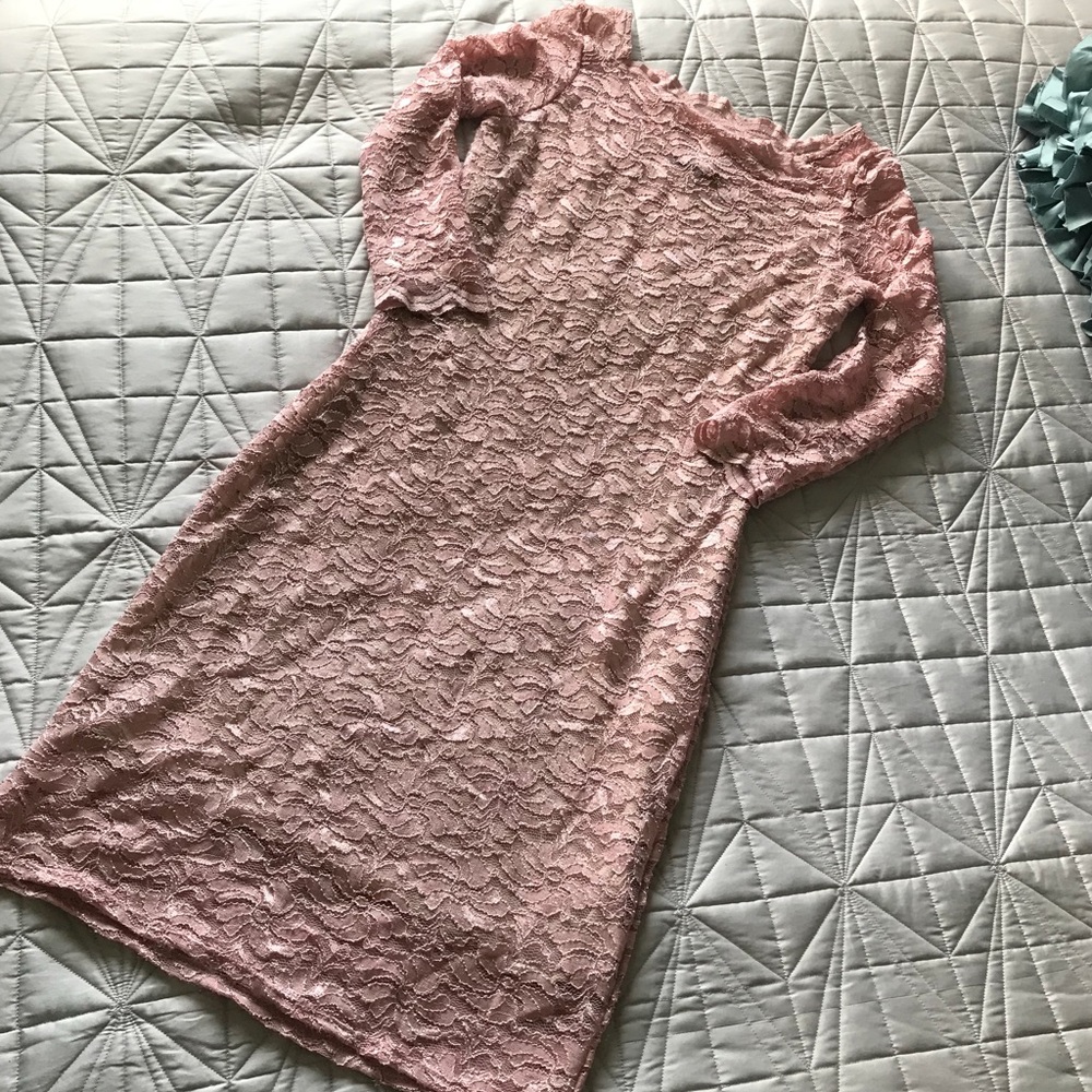 Sz 10: Blush Lace  MIDI Dress